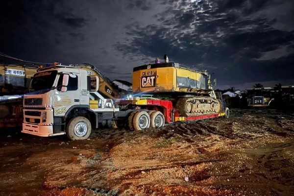 jasa sewa crane dan transportasi alat berat (8)